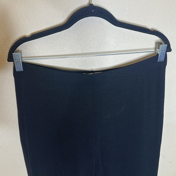 Three Bird Nest Pull On Solid Raw Edge Flare Pants Black Womens Size XL - Picture 4 of 9